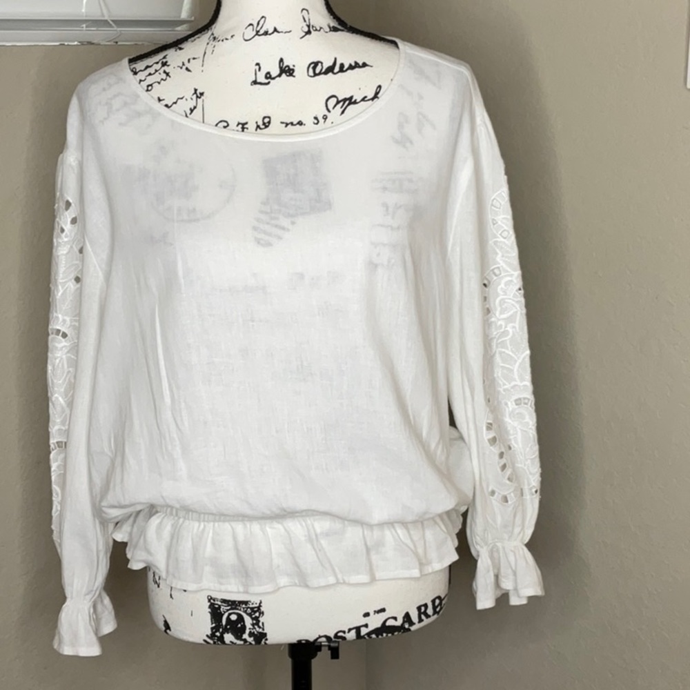 120 - Cynthia Rowley NWOT Off-White Long Lace Sleeves, Elastic Waist Top, Size L